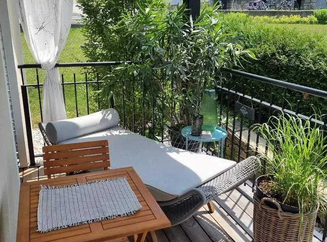 Binder Hubertusstrasse * Velden am Wörthersee